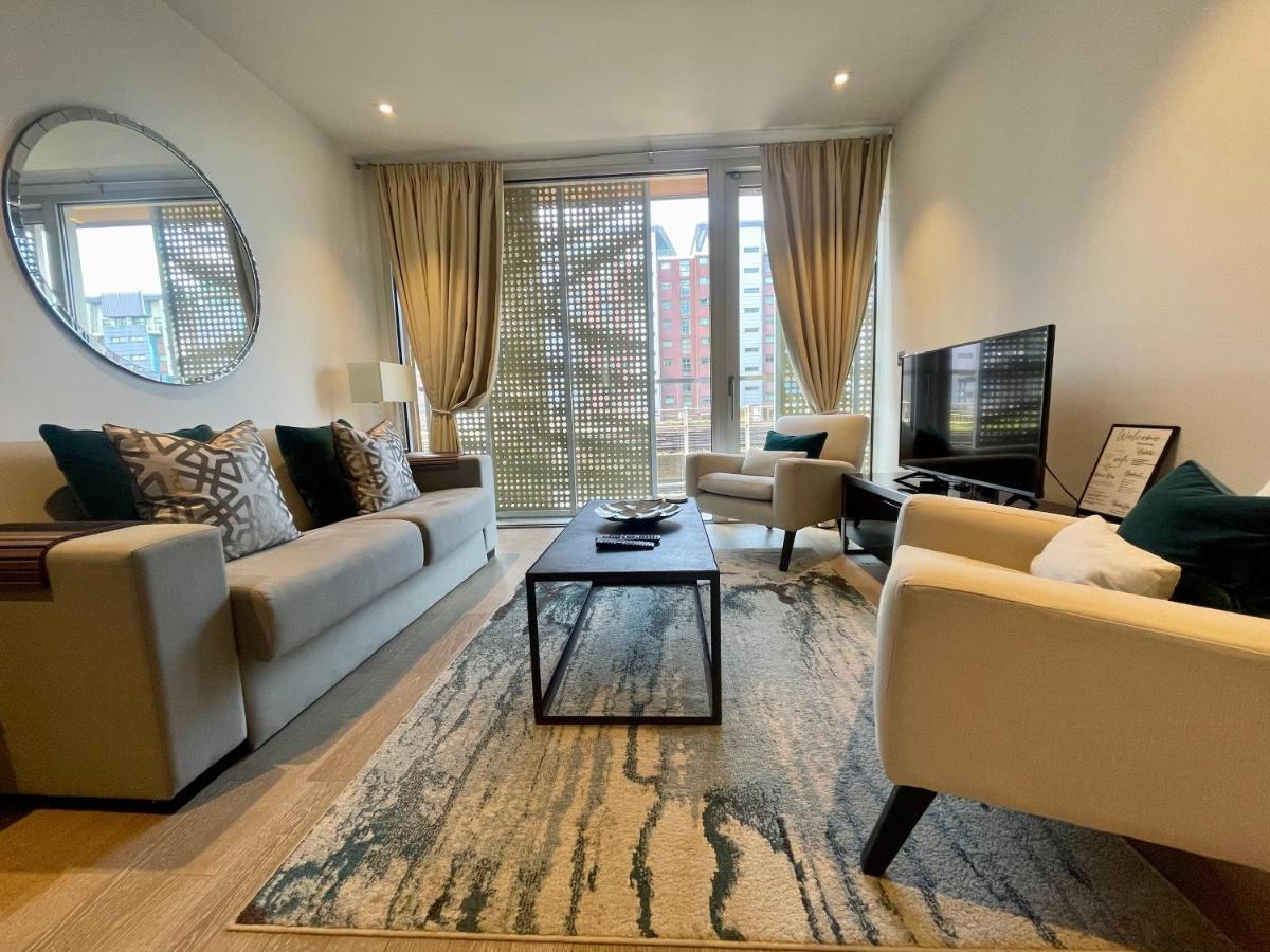 Battersea Power Station Living Apartment London Exterior photo